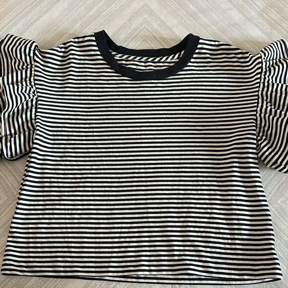 Current/Elliott Women’s Black and White Striped Puff Sleeve Top - Size 0 - Picture 1 of 6